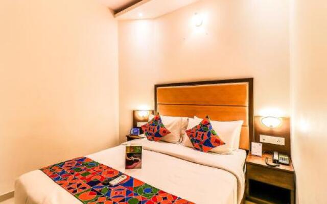 FabHotel Admiral, Marol