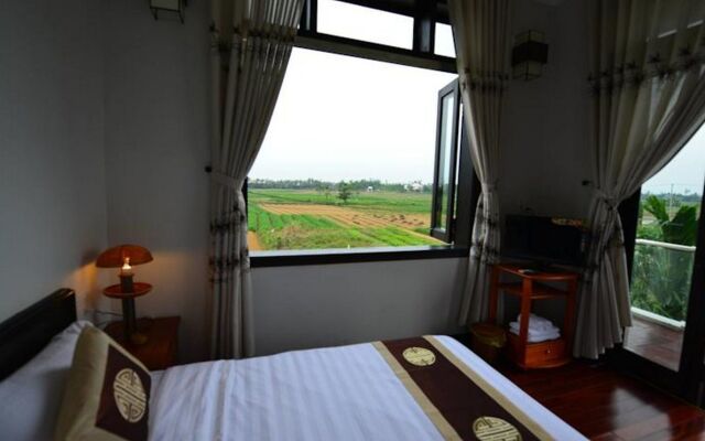 Gia Field Homestay
