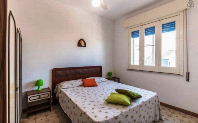 Apartment via valverde 1