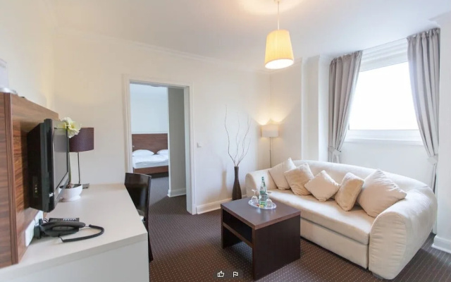 Hotel Excellent