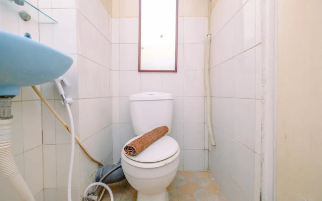 Comfort And Cozy Living 2Br At Cibubur Village Apartment