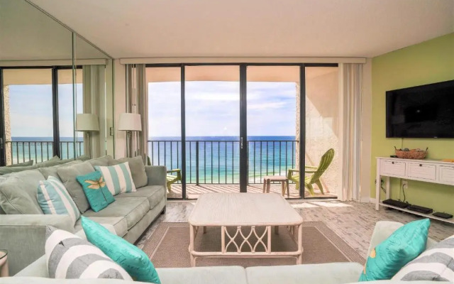 Edgewater Beach & Golf Resort by Panhandle Getaways