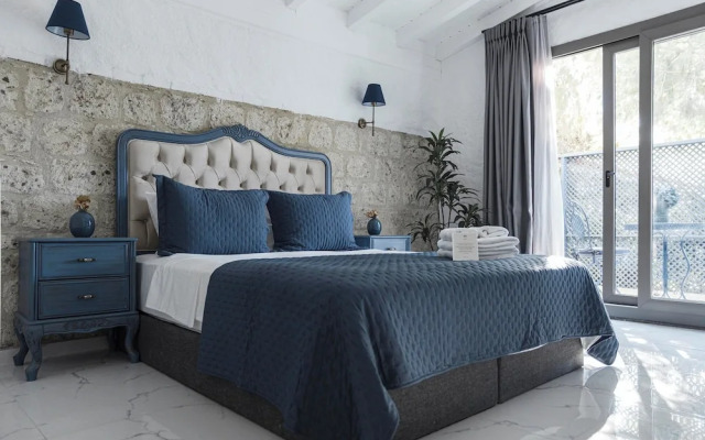 Voger Alaçatı Family