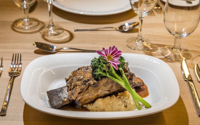 Ocean Riviera Paradise -Daisy Family Club