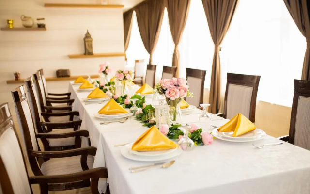 Ewan Ajman Suites