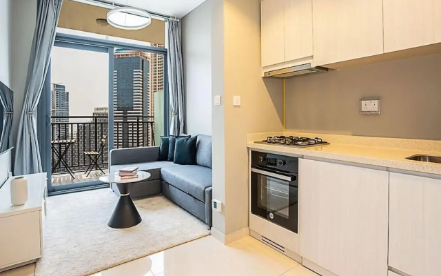 Fascinating 1BR Apt in Zada Tower