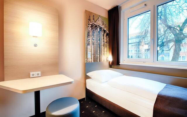 B&B Hotel Aachen-City