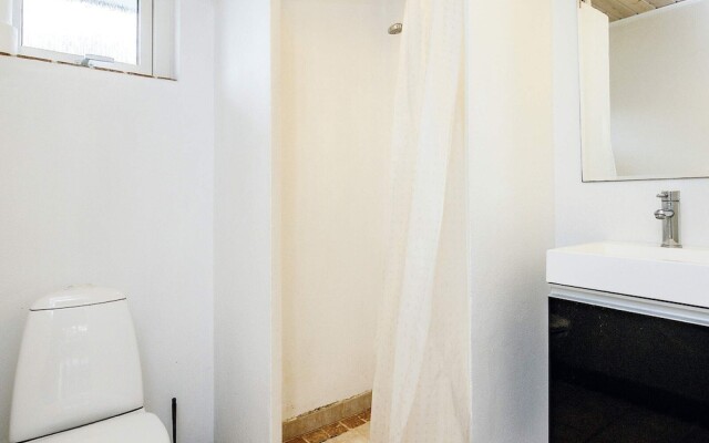 10 Person Holiday Home in Vaeggerlose