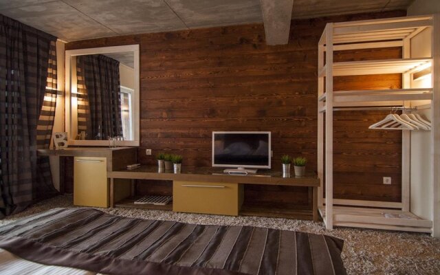 Aparthotel Seasons