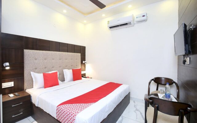 Hotel Ska Hometel by OYO Rooms