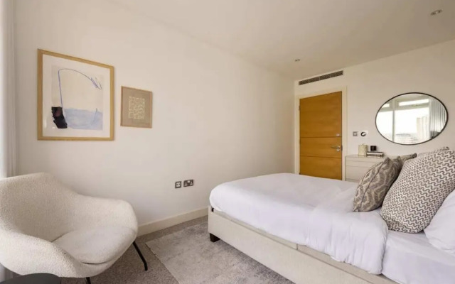 The Riverside Residence - 3bdr Flat With Balcony