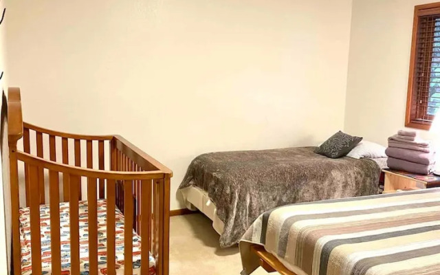 Slopes Spokes Alaska Large HOT TUB