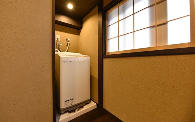 Rin Premium Koki Higashi