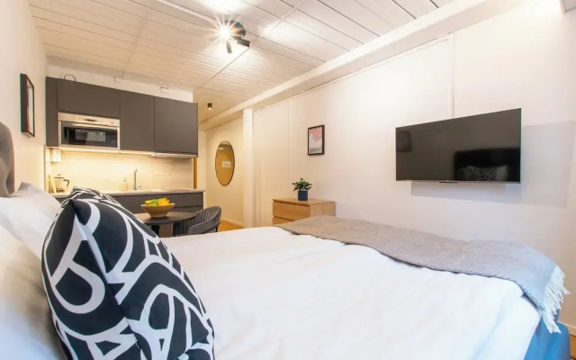 Uptown Hotel Apartments