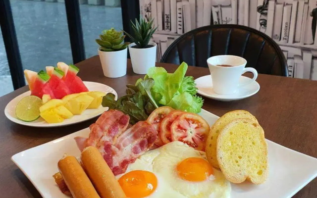 Le Lert Hotel Ratchaburi