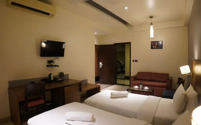 Hotel Sadanand Regency