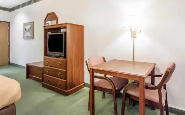 Econo Lodge Cadiz