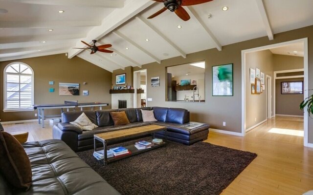 Grandview 3 Bedrooms 2.5 Bathrooms Home