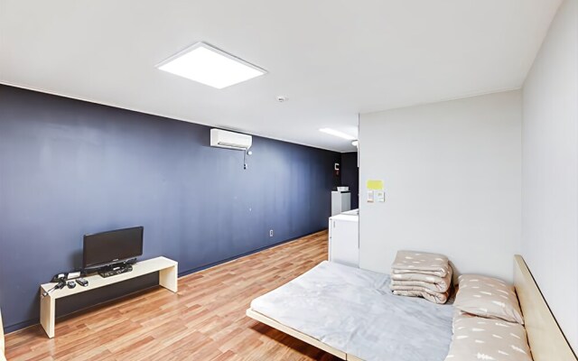 Busan Dallo Dali Pension