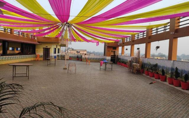 SPOT ON 80848A Shree Ram Hotel