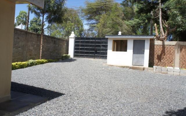 Acacia Furnished Apartments Nanyuki