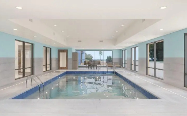 Holiday Inn Express & Suites Colby