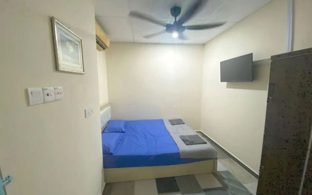 OYO Home 90904 Ray Yan Guesthouse