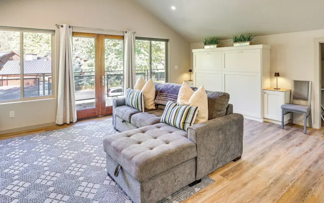 14 Miles to Sun Valley: Updated Getaway!
