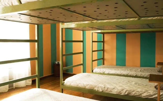 Pagration Youth Hostel