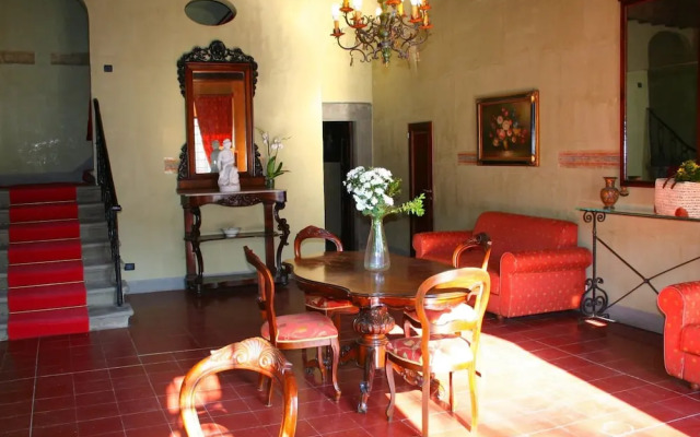 Villa in Vicchio With Tennis Court