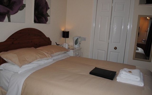 Silverlands Guest House