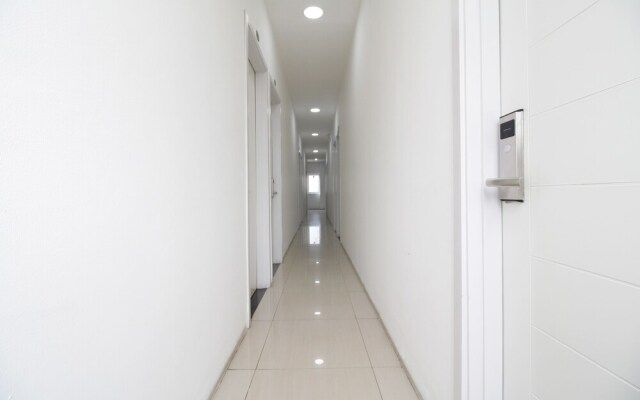 Airy Thamrin Kota Bumi 31 Jakarta