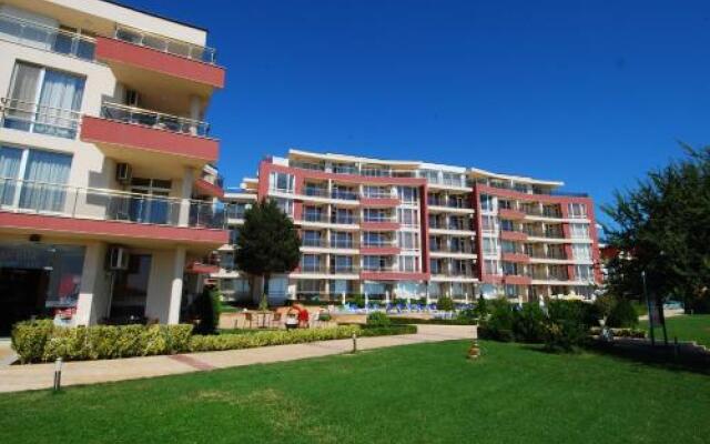 Aurelia Beach Complex