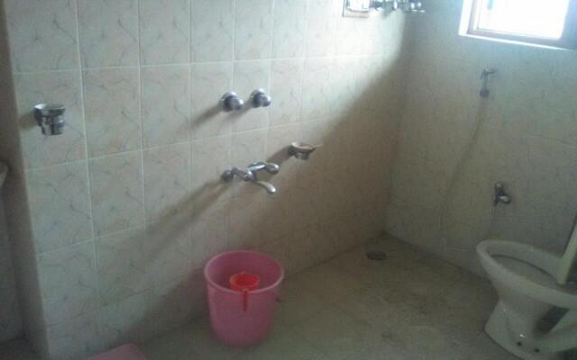 OYO 87696 Grand Inayat