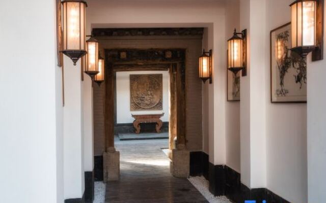 Yangzhou Huafang Fengqing Hotel