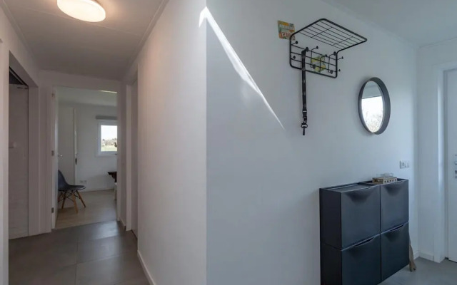 Modern Bungalow Close to the Beach