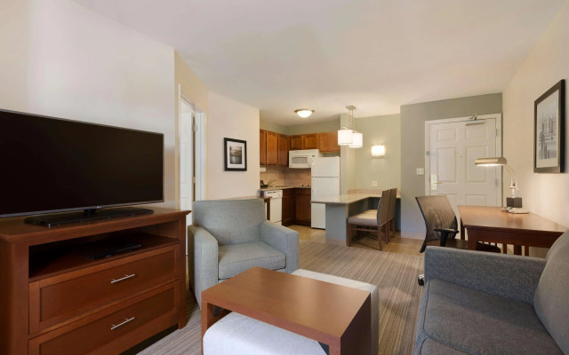 Homewood Suites by Hilton Jacksonville Deerwood Park