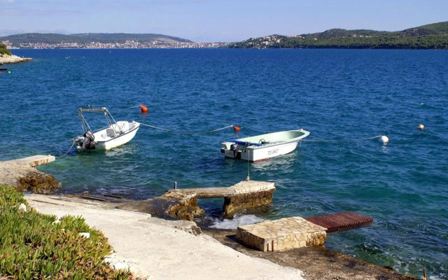 Apartments by the sea Seget Vranjica, Trogir - 975