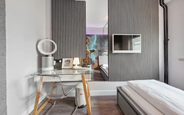 The Room 44
