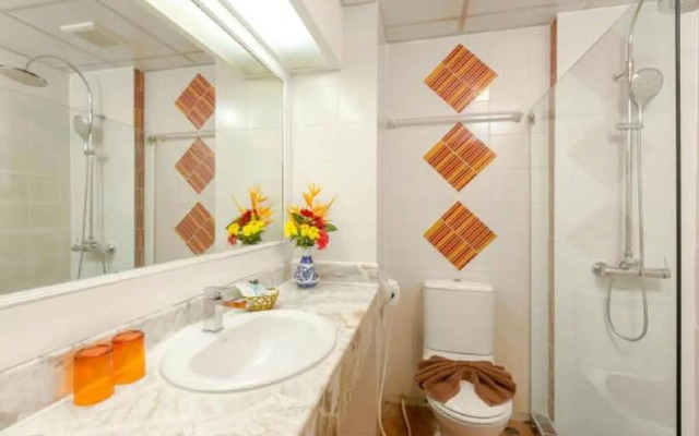 Patong 7Days Premium Hotel Phuket