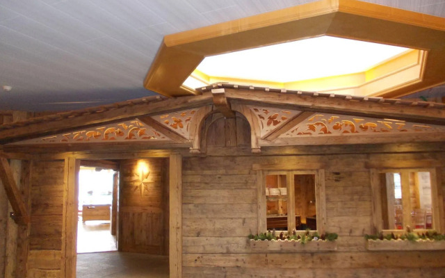 Alpine Classic Hotel