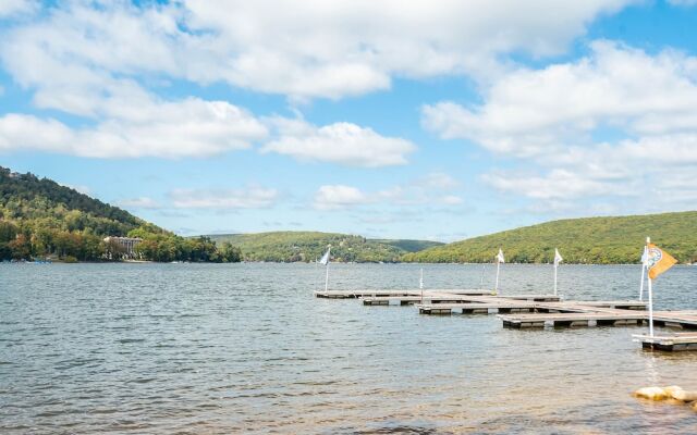 Suites at Silver Tree A124