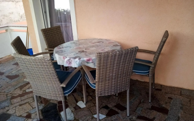 Sab - 40 m from beach - A2(4+2)