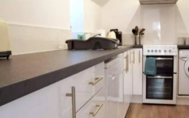 Cosy Kirriemuir Flat - Pet Friendly Retreat