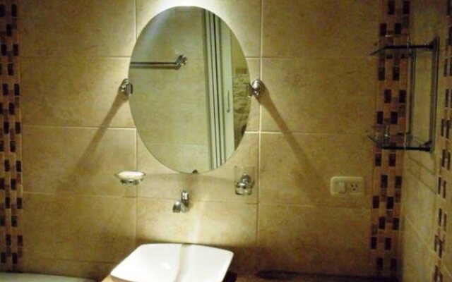 El Patio Suites I