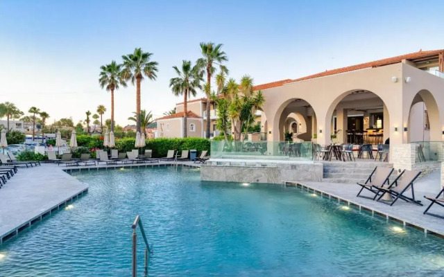 Venus Hotel & Suites