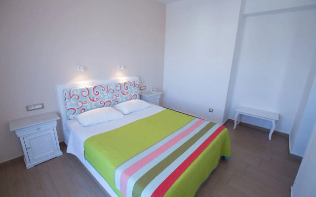 Hotel Omiros