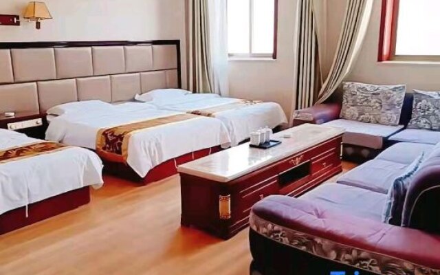 Minle Tianyu Business Hotel