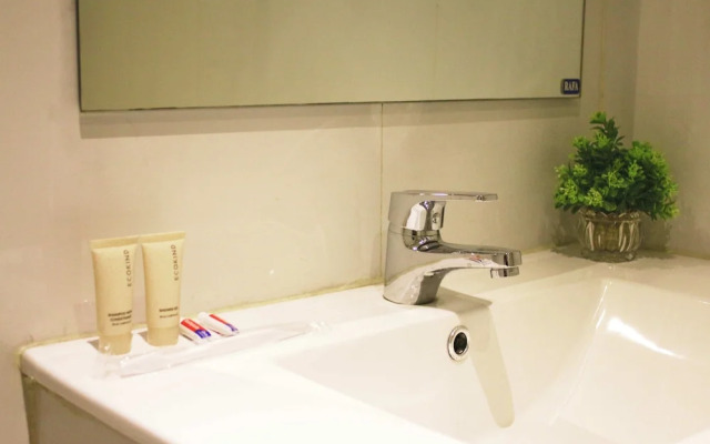 LuxeLite Suites Pasay