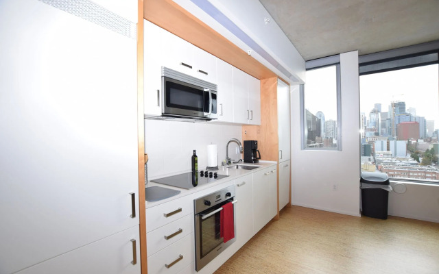 Space Needle Suites by Luxe Hubs